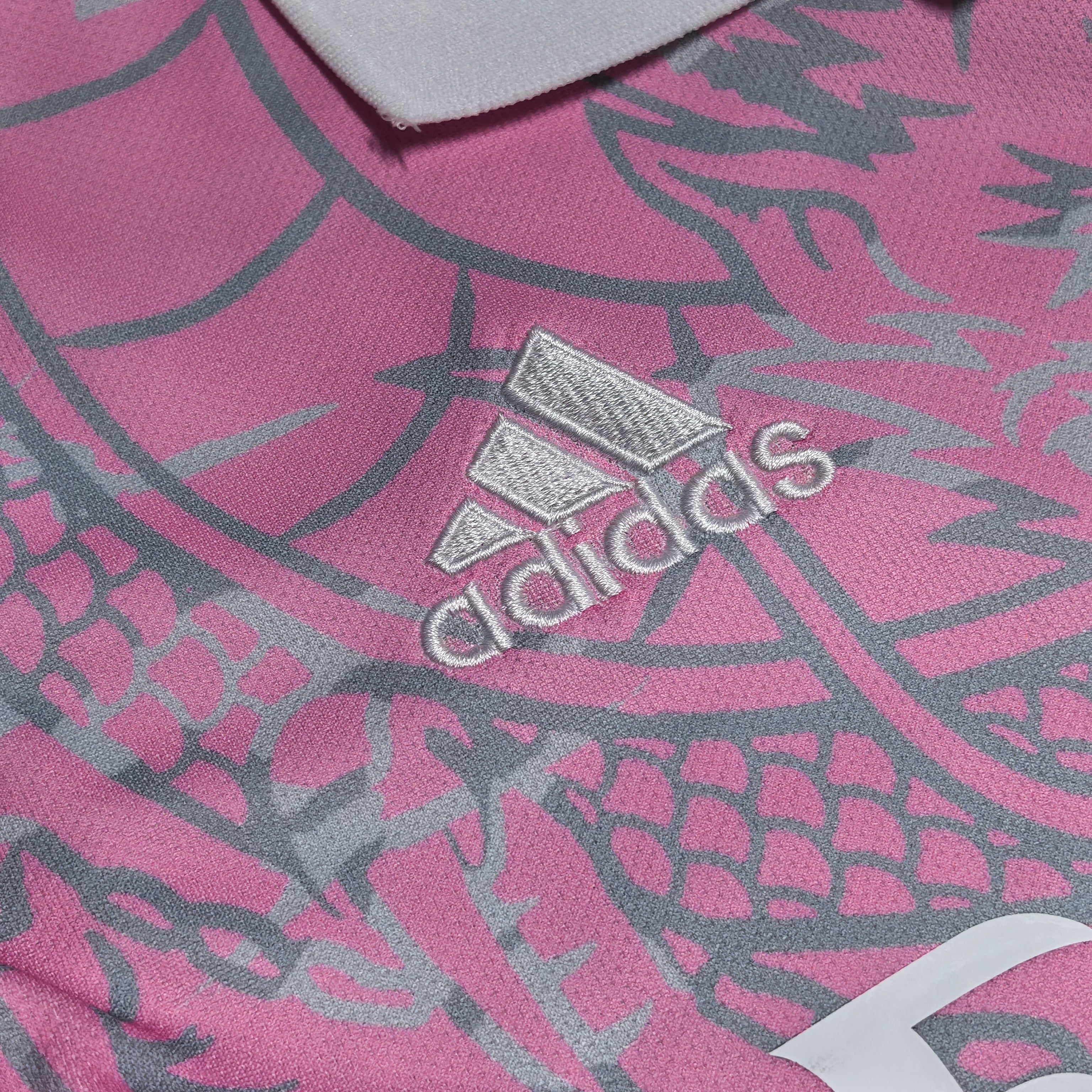 Pink Dragon Real Madrid (FAN)