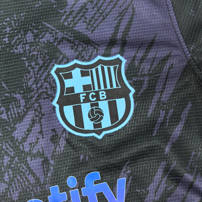 إصدار مشجعي نادي برشلونة ليون